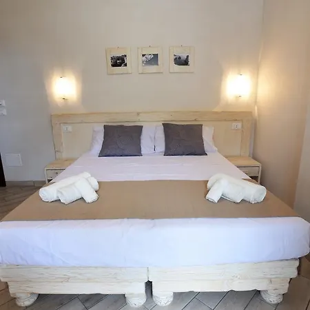 Bed & Breakfast Camere Le Vie Di Omero 3*